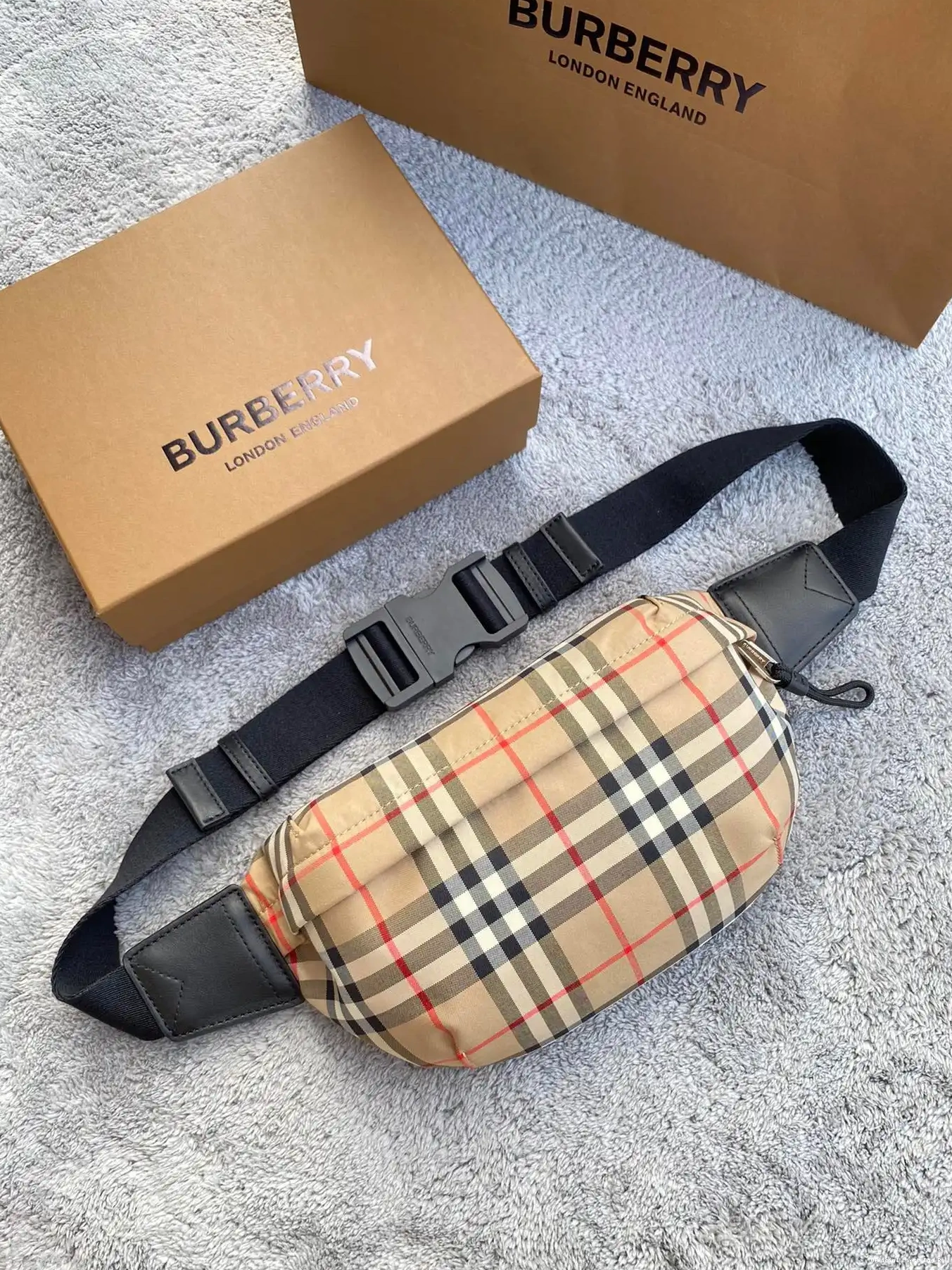 Official First Bag Ru Cotton Vintage BURBERRY Bum Medium Check Bonded Bag 0607